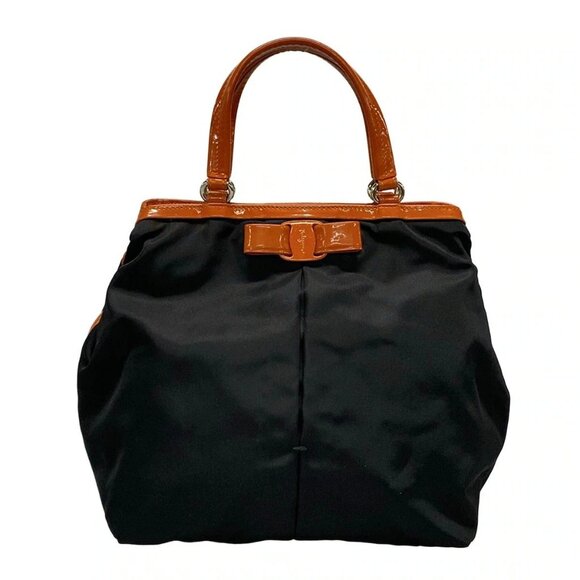 Auth Salvatore Ferragamo Vara AU-21/E309 Black Nylon Patent Leather - Handbag - Picture 1 of 12